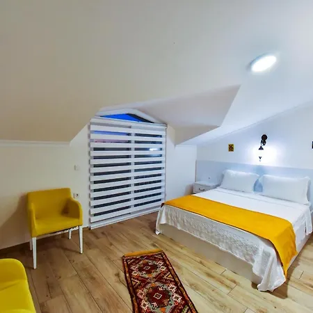 Infinity Mavi Willa *