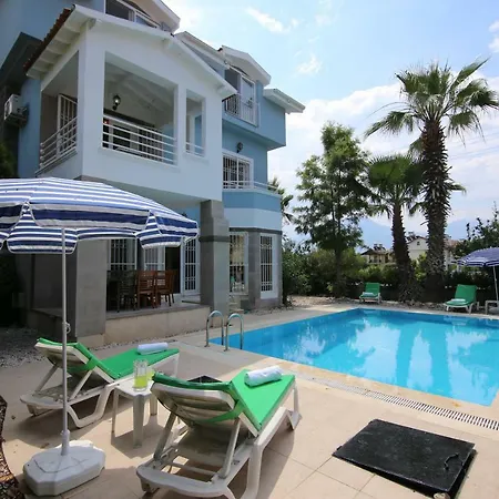 Infinity Mavi فتحية