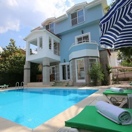 Infinity Mavi فتحية